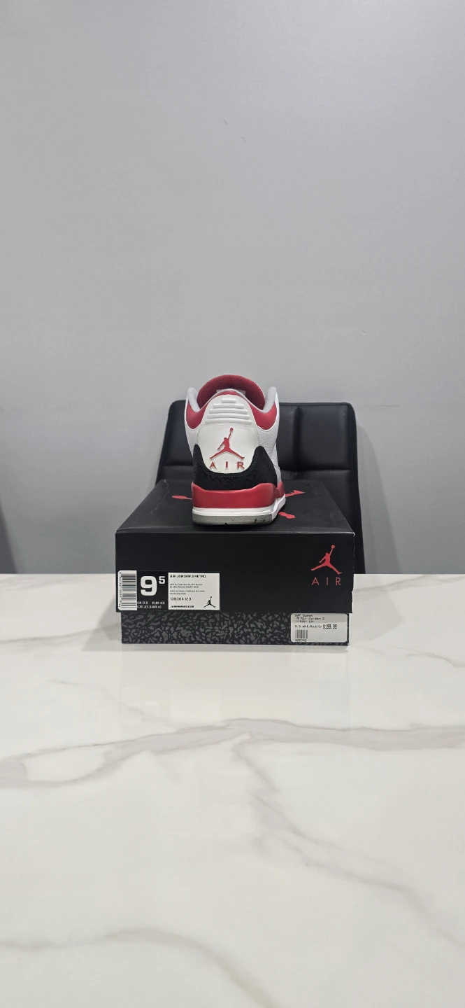 Air Jordan 3 Fire Red size 9.5 - photo 2
