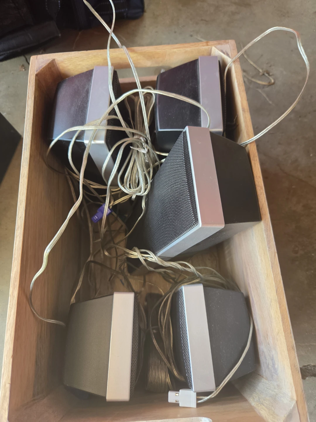 Sony Surround Sound System Speakers - photo 2