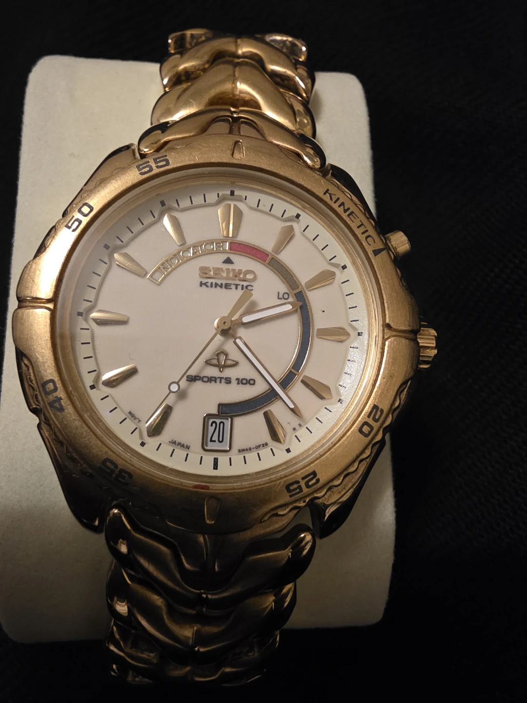 Seiko Kinetic Sports 100 Gold Tone Watch