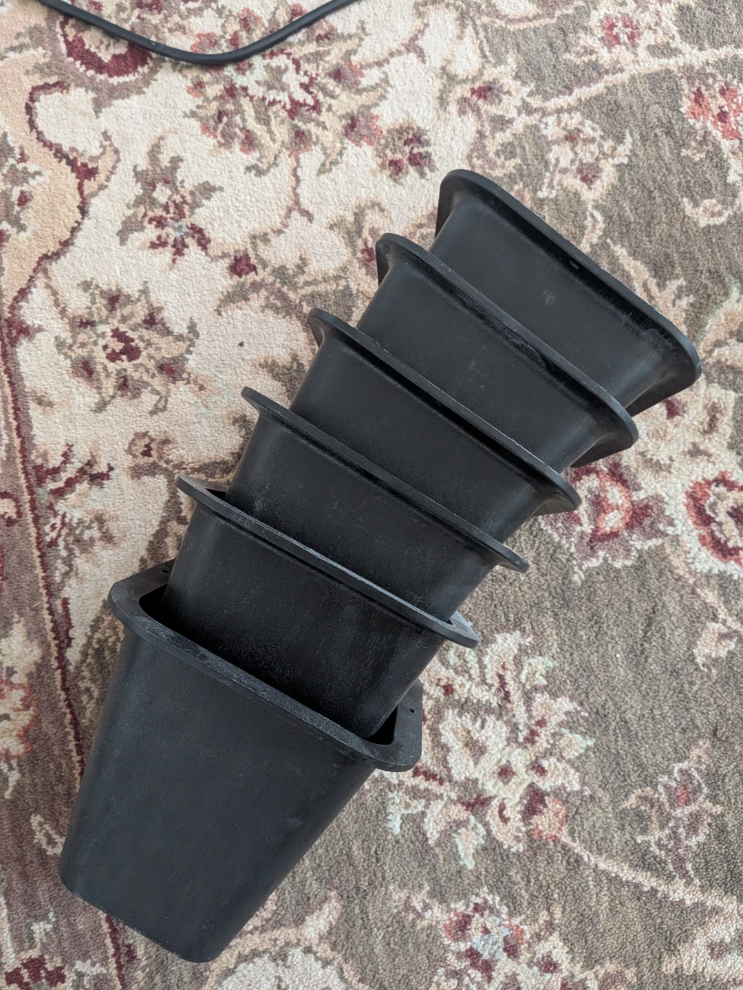Set of 6 Black Bed Risers - photo 2