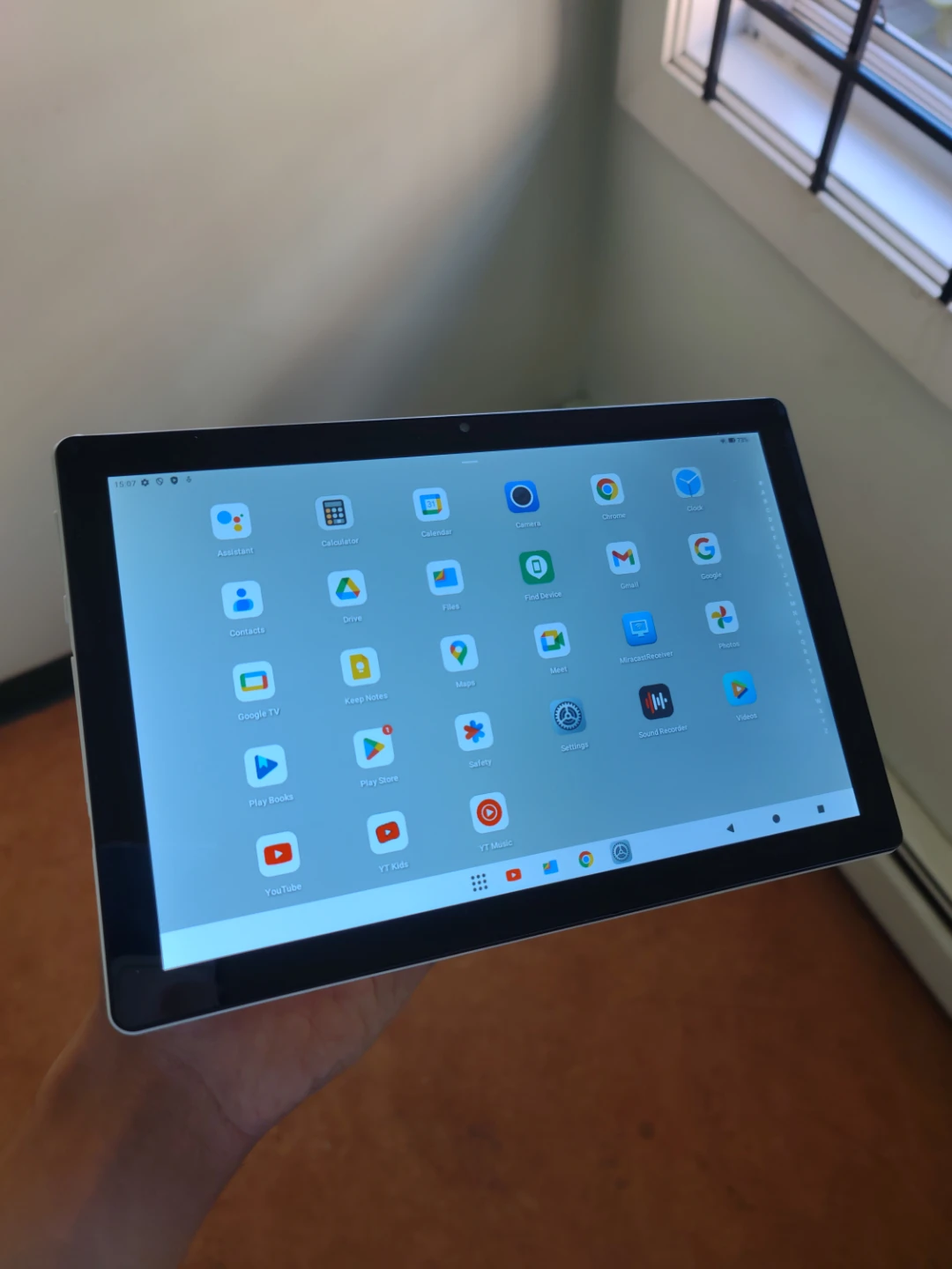 New Android Tablet - 64gb - photo 2