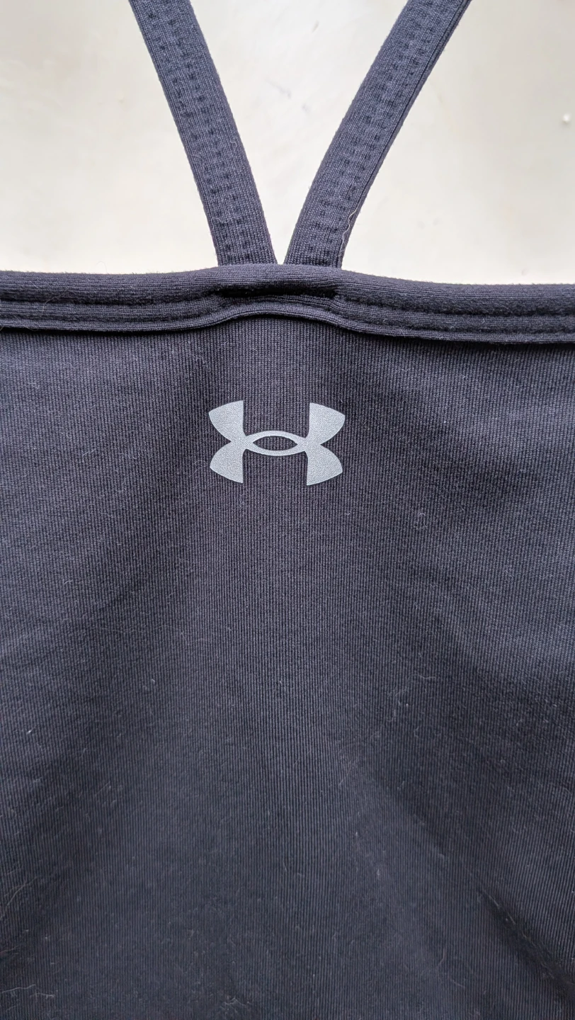Ladies Under Armour Black Tank Top sz Medium - photo 4