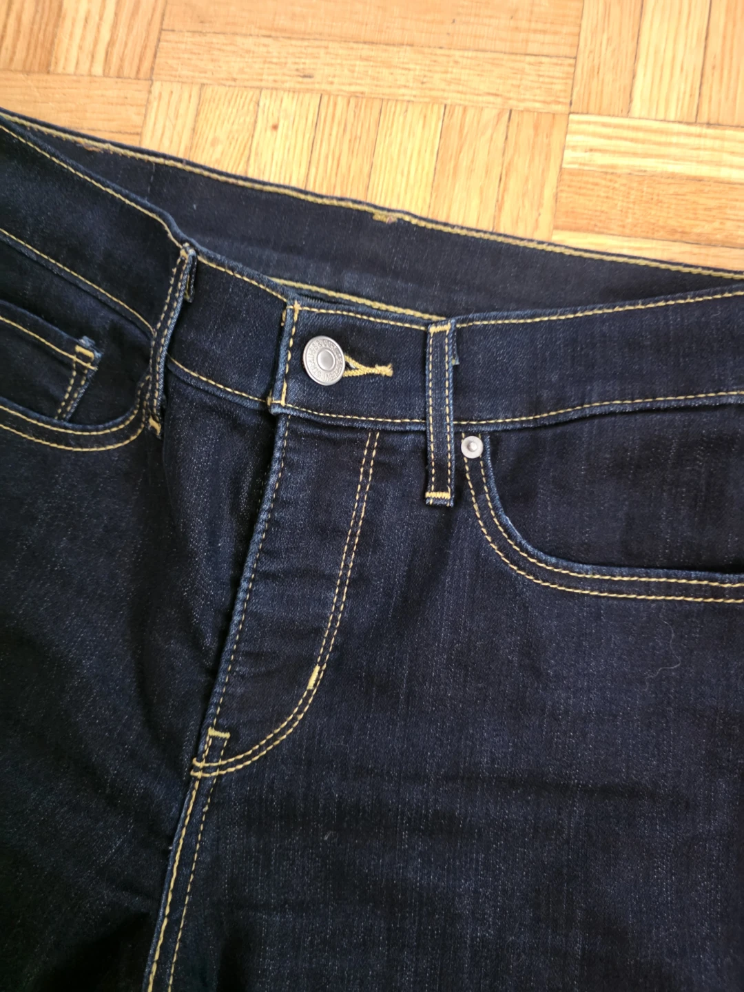 Womens Levi Jeans Size 27 - photo 2