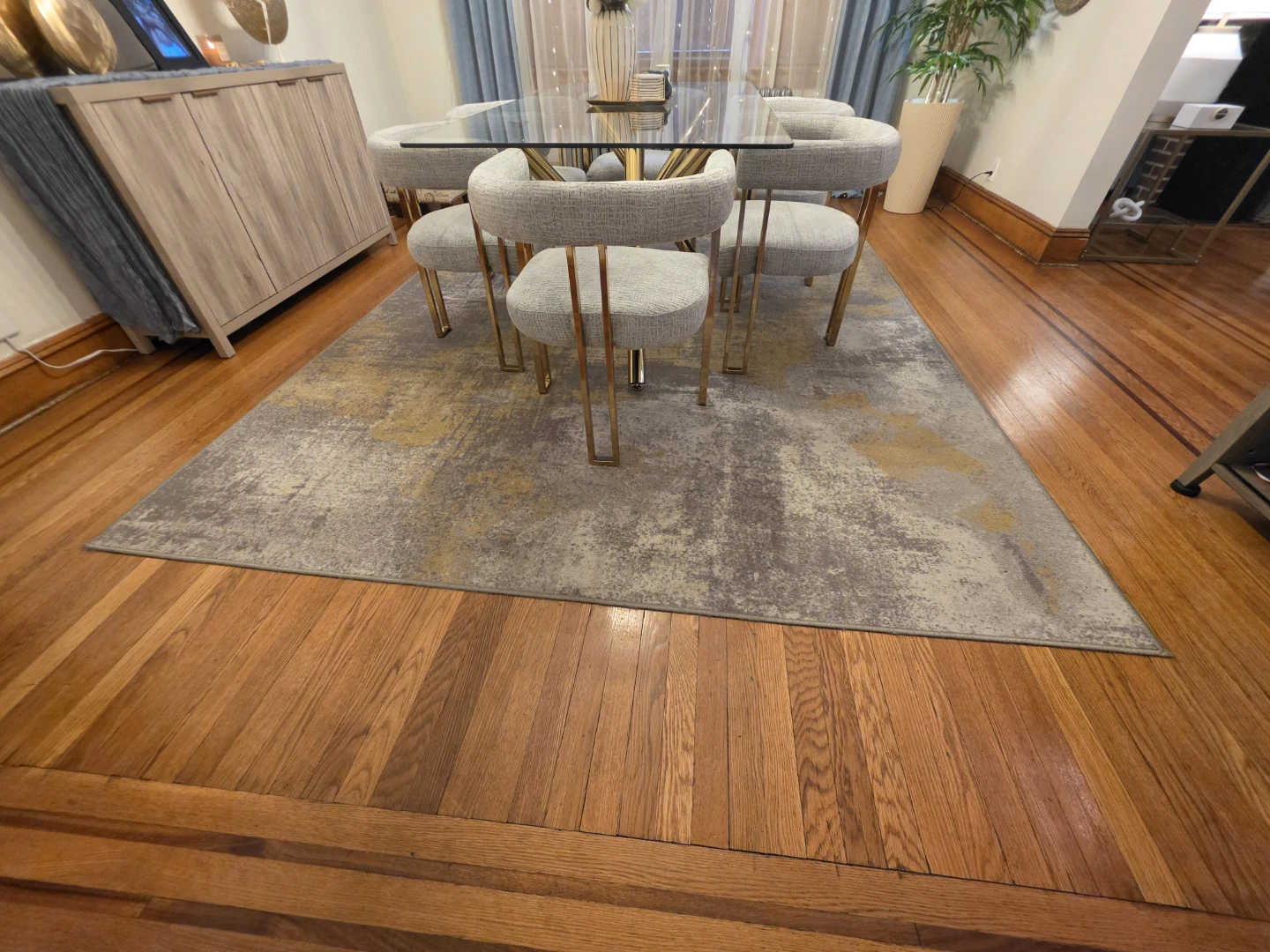 Two matching Abstract Area Rugs Gray and Gold 5×7 , 7×10 - photo 3