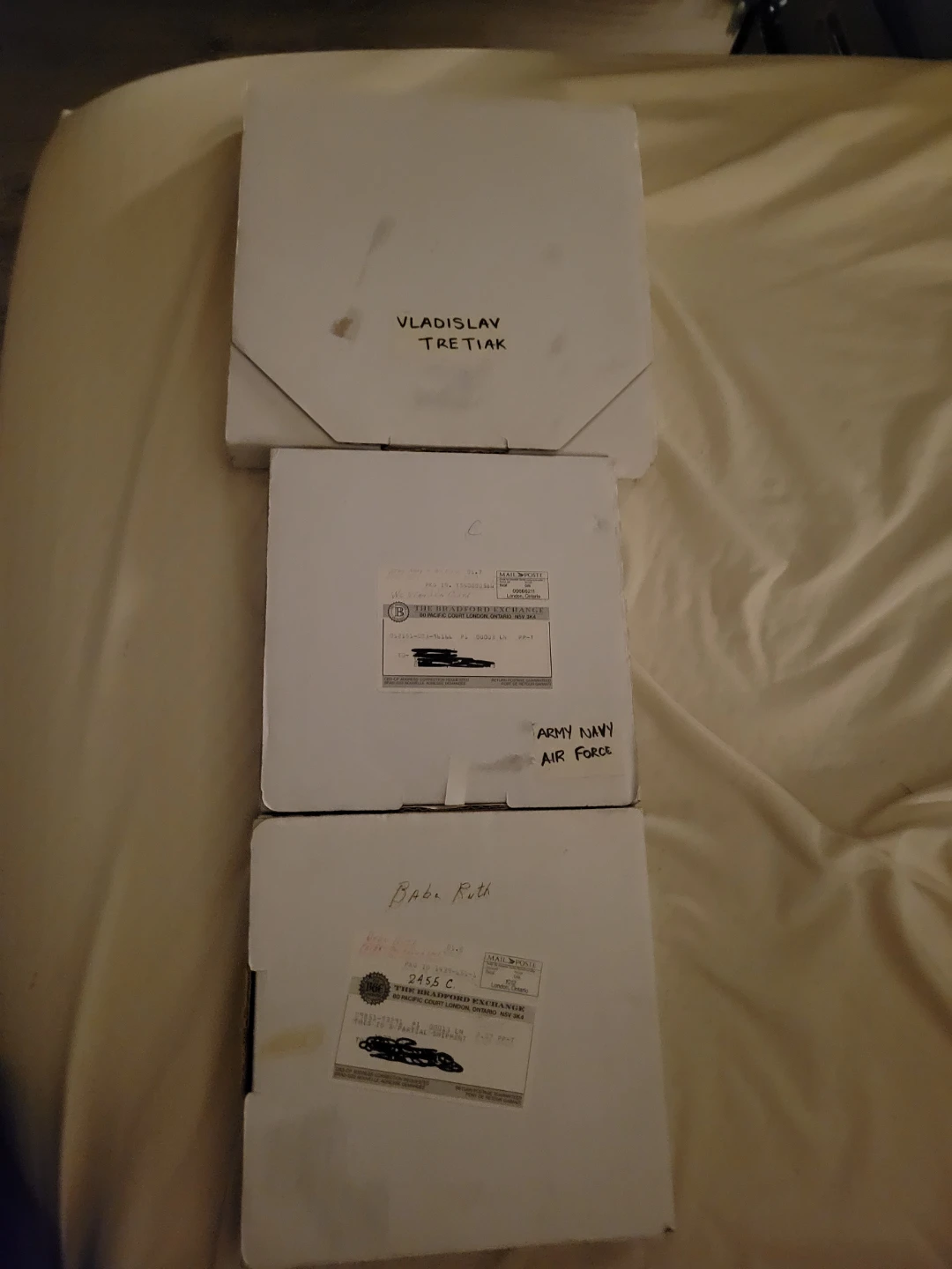 3 collectable plates - photo 5