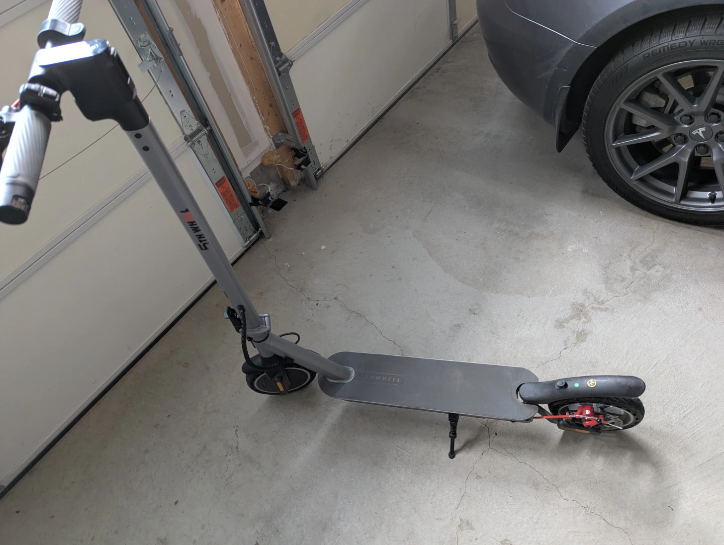 5th Wheel Electric Scooter 29km/h