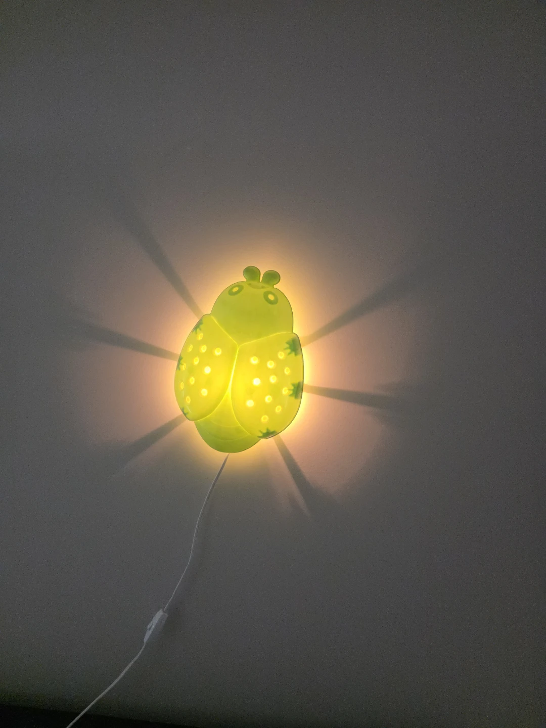 Green Ladybug Night Light - photo 3