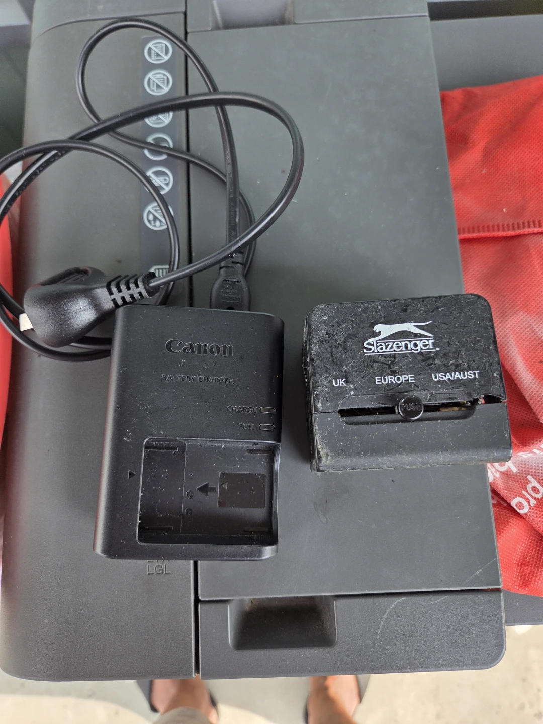 Canon Camera Battery Charger & Slazenger Travel Adapter