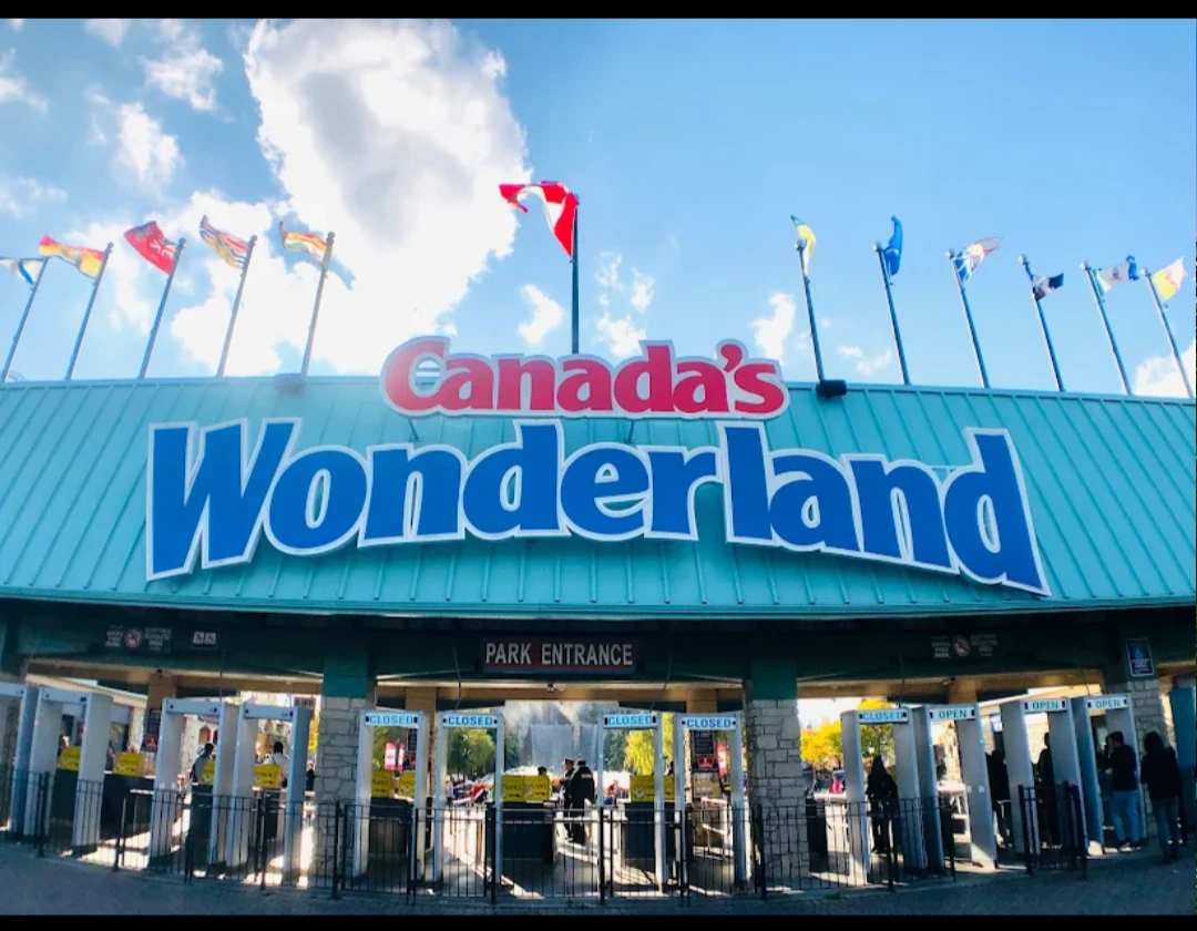 Canada's Wonderland tickets (Discounted)
