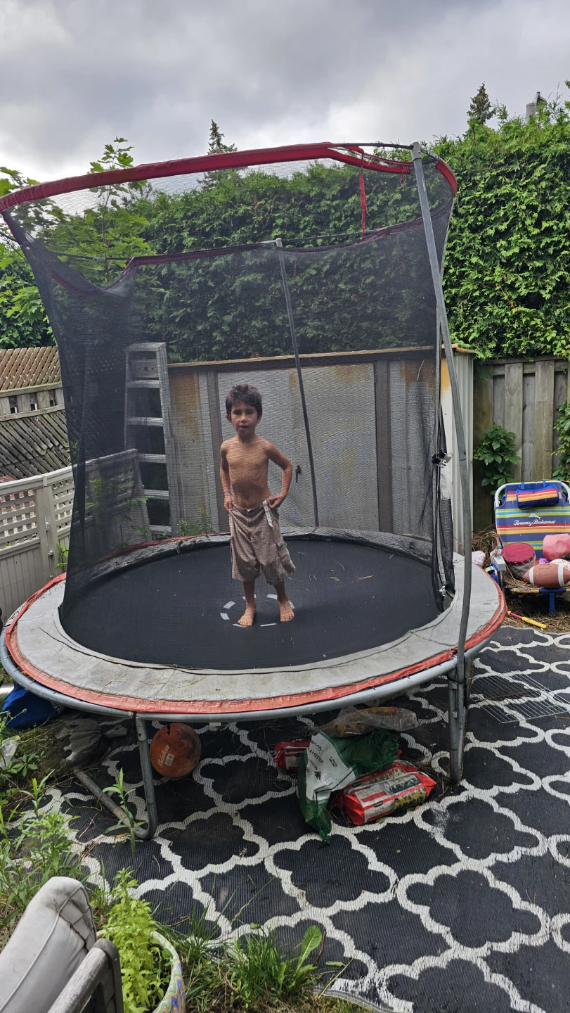 Free Kids Trampoline