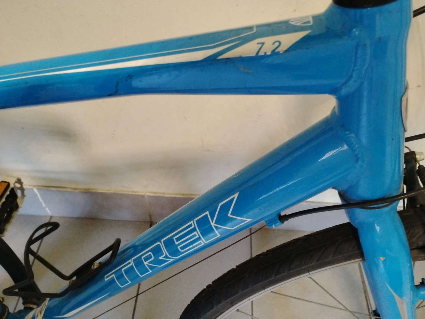 Trek Hybrid Bike - photo 2
