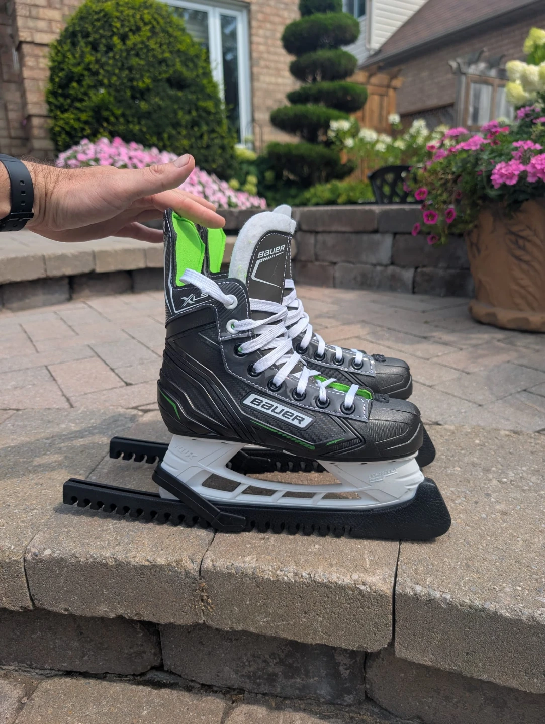 Bauer X-LS Ice Skates Junior 2 to 2.5 size