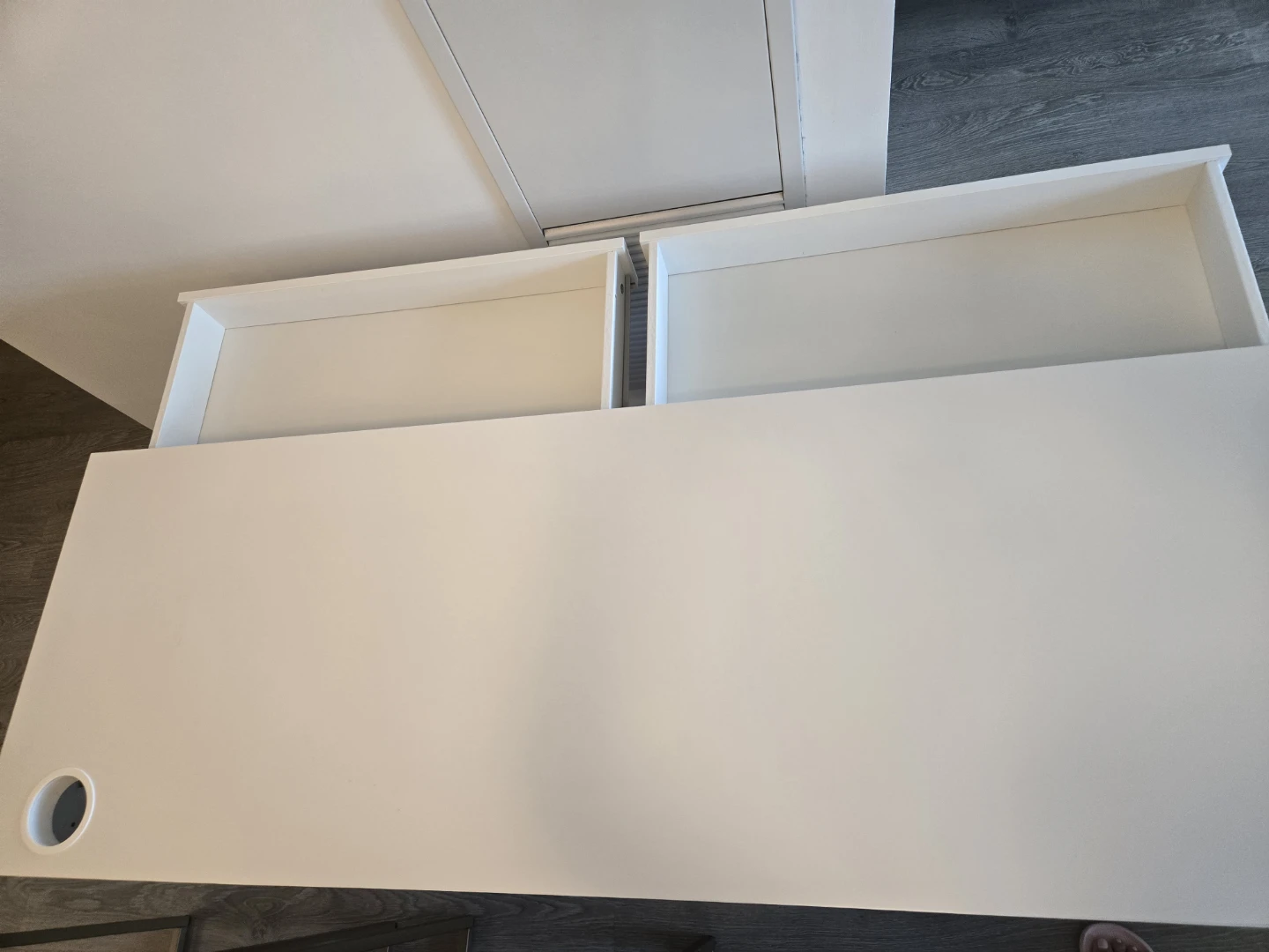 White Desk with Two Drawers - photo 3