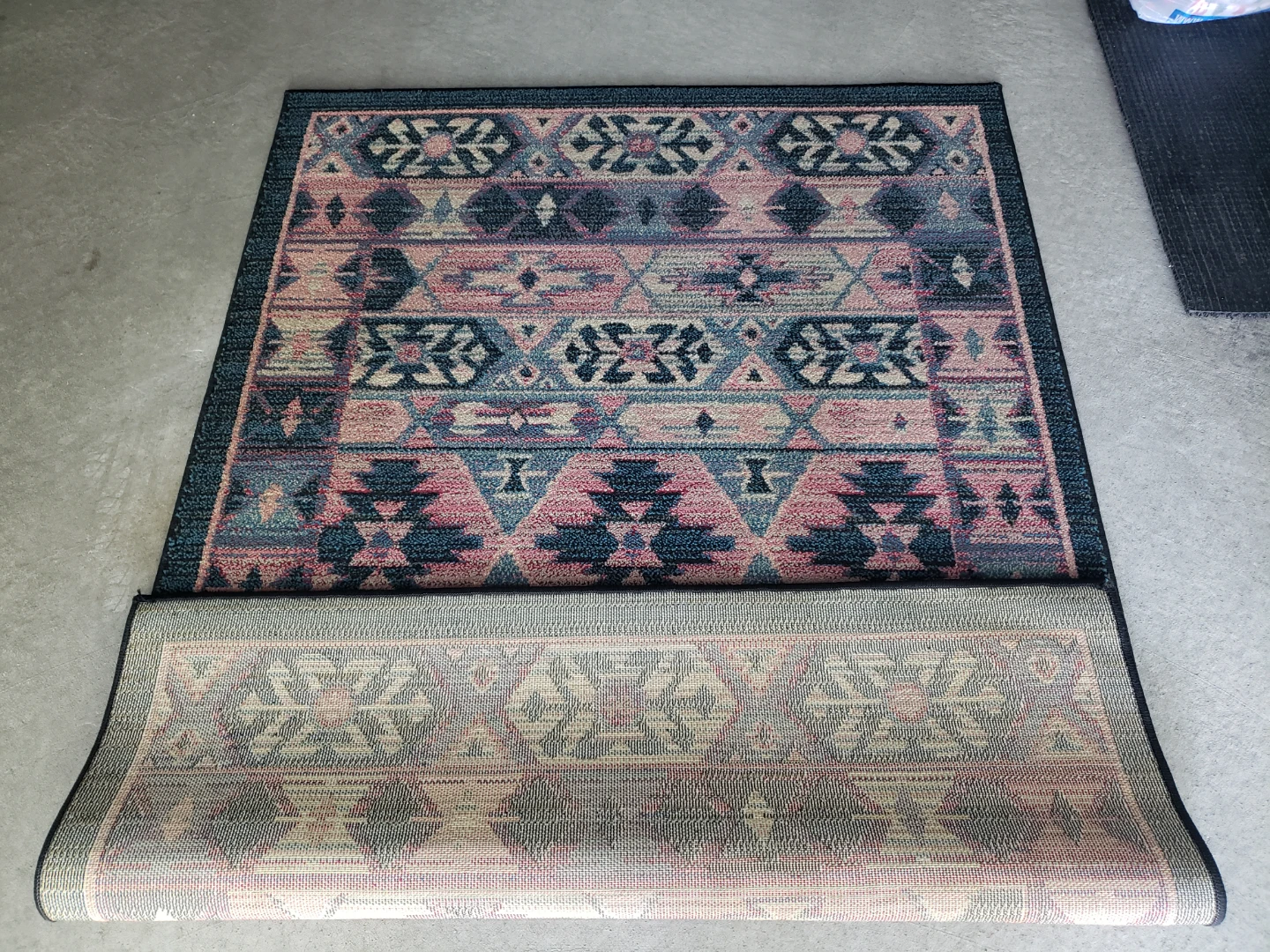 Southwestern Geometric Area Rug - photo 3
