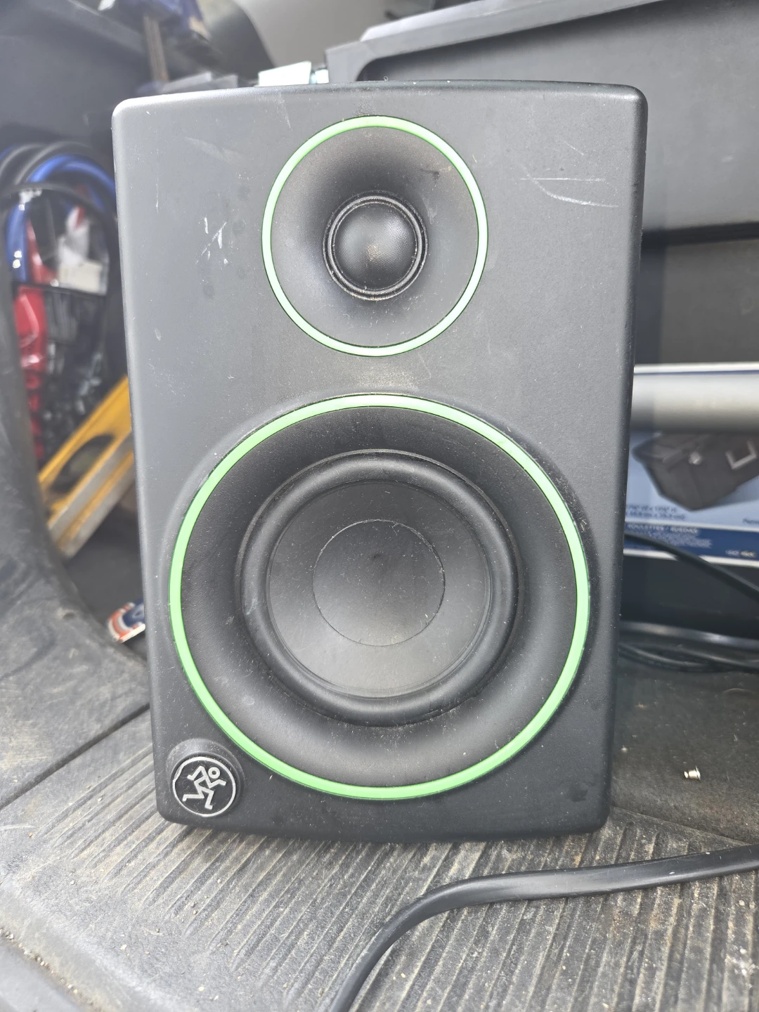 Mackie CR3-XBT Creative Reference Monitors - photo 2