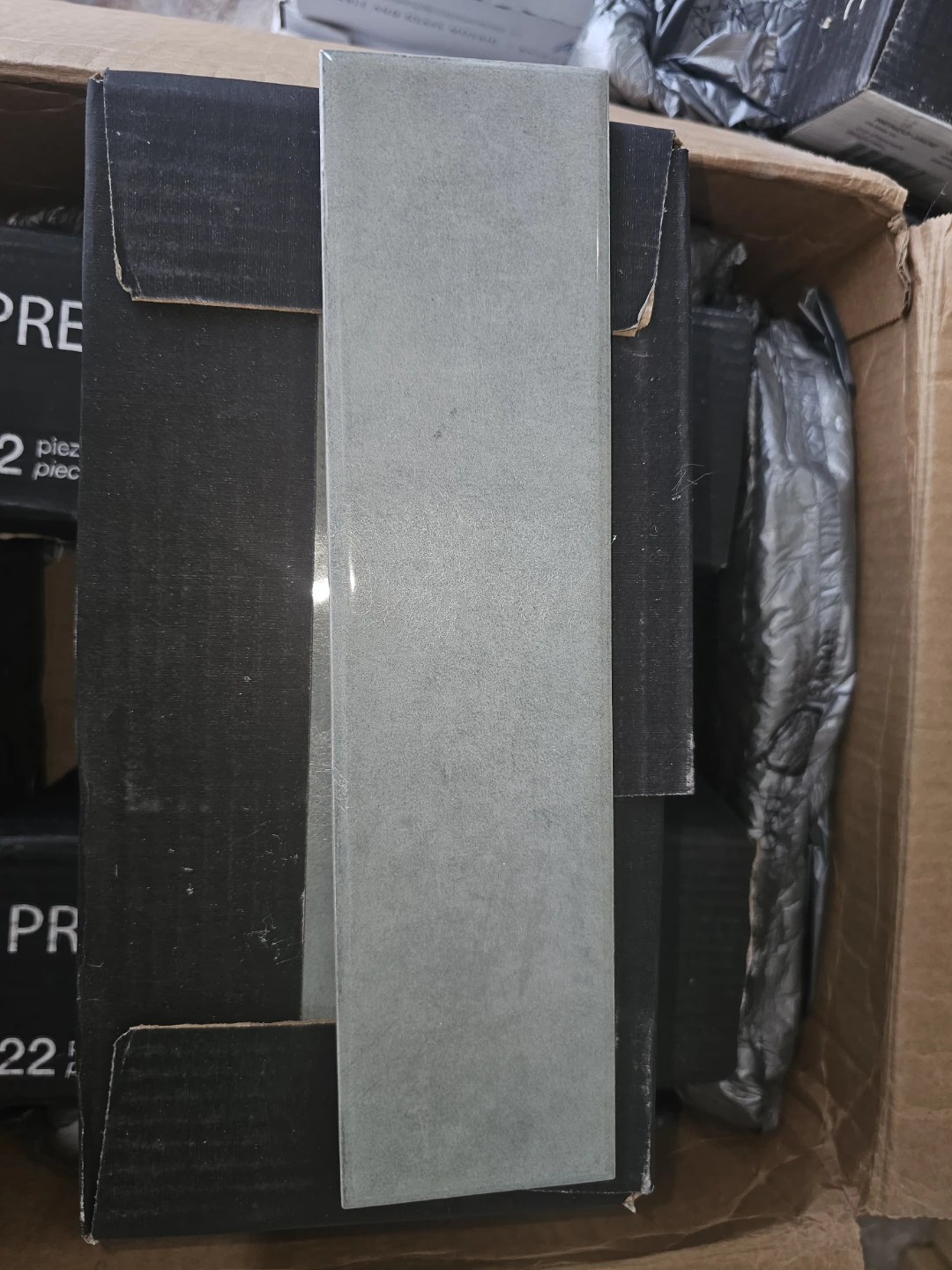 Premium Ceramic Tiles - 22 Pieces - photo 3