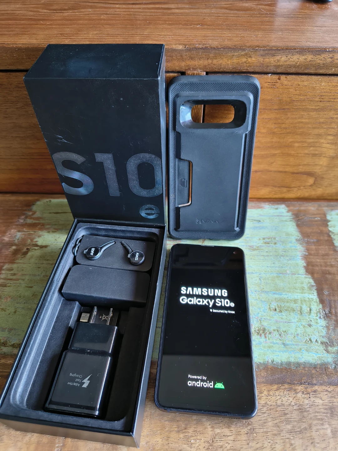 Unlocked Samsung Galaxy S10e 128Gb (Factory Reset)