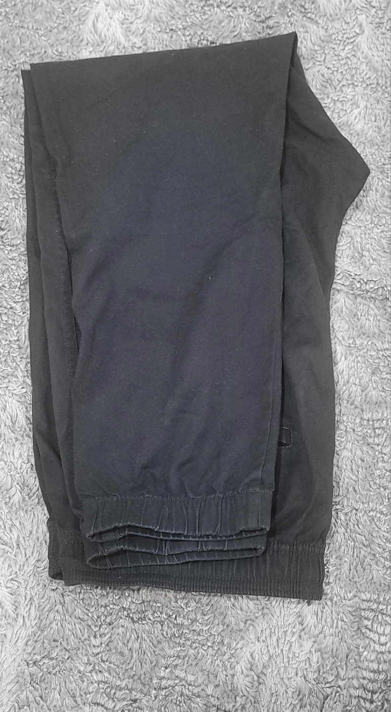 GAP Black Jogger Pants - photo 2