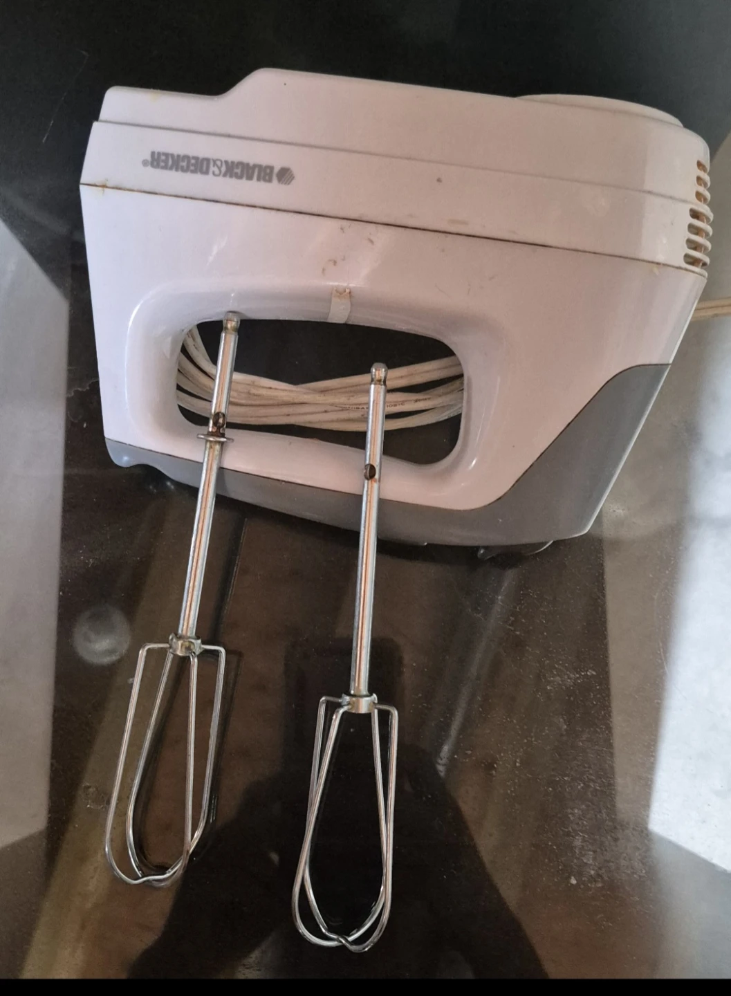 BLACK+DECKER Hand Mixer