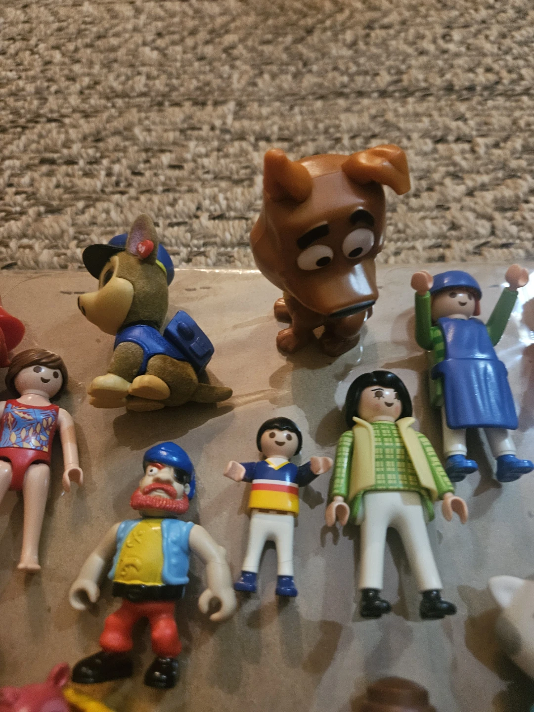 Playmobil & Paw Patrol Figurines Lot 18 - photo 4
