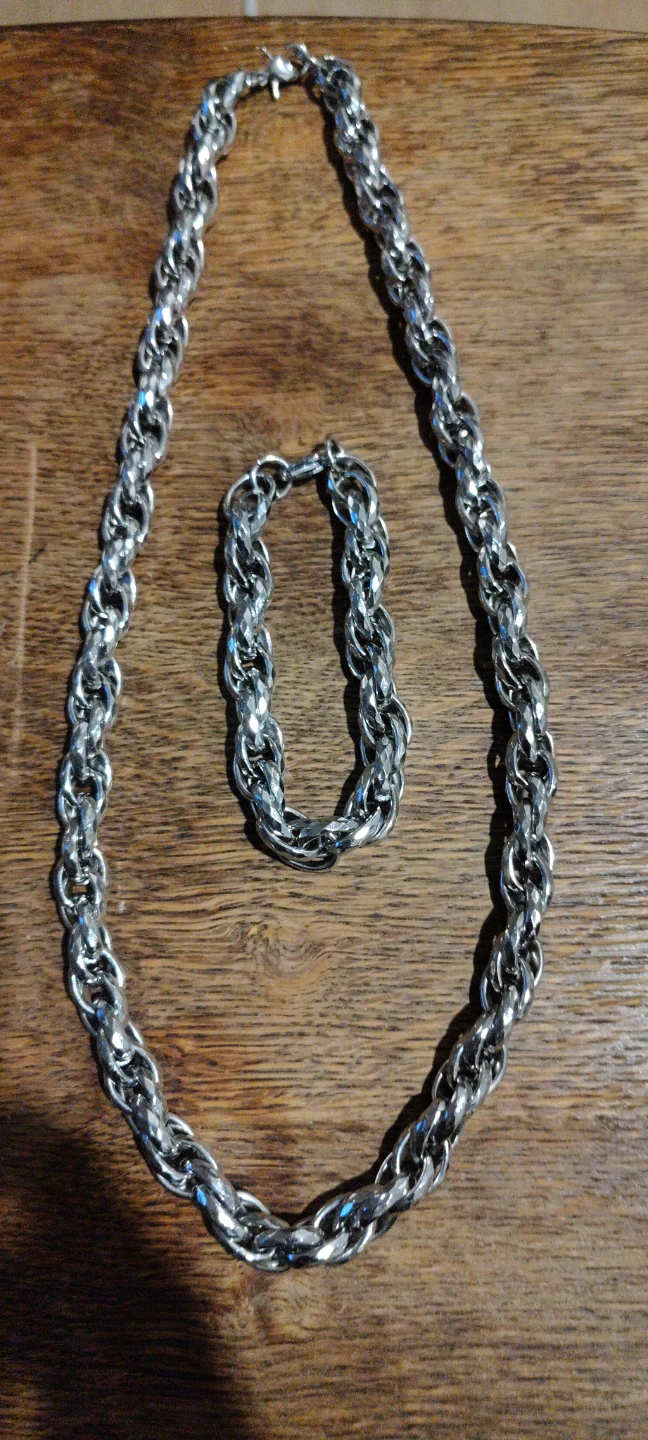 Silver Tone Chain Necklace and Bracelet Set - photo 3