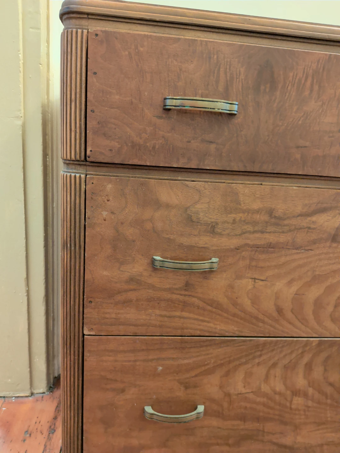 Vintage Wooden Dresser with 3 Drawers - photo 4