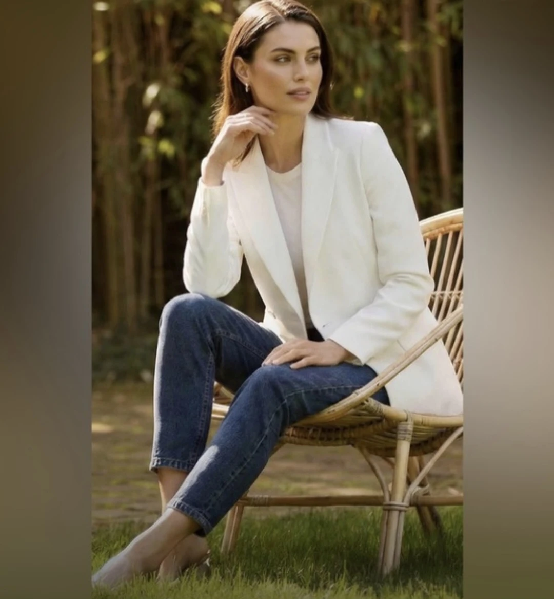 DLM White Double-Breasted Blazer