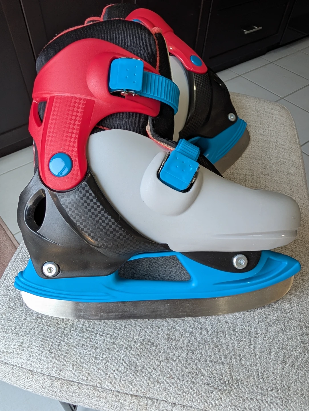Marvel Avengers Adjustable Ice Skates - photo 4