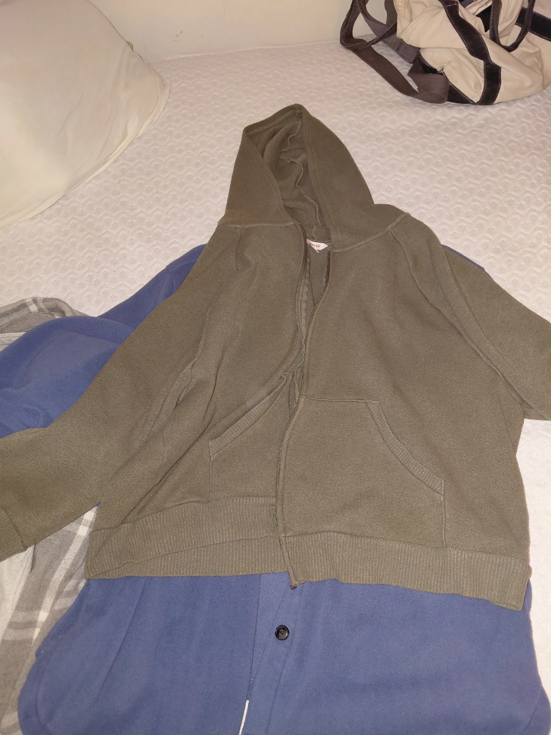 Free women's plus sized sweaters etc