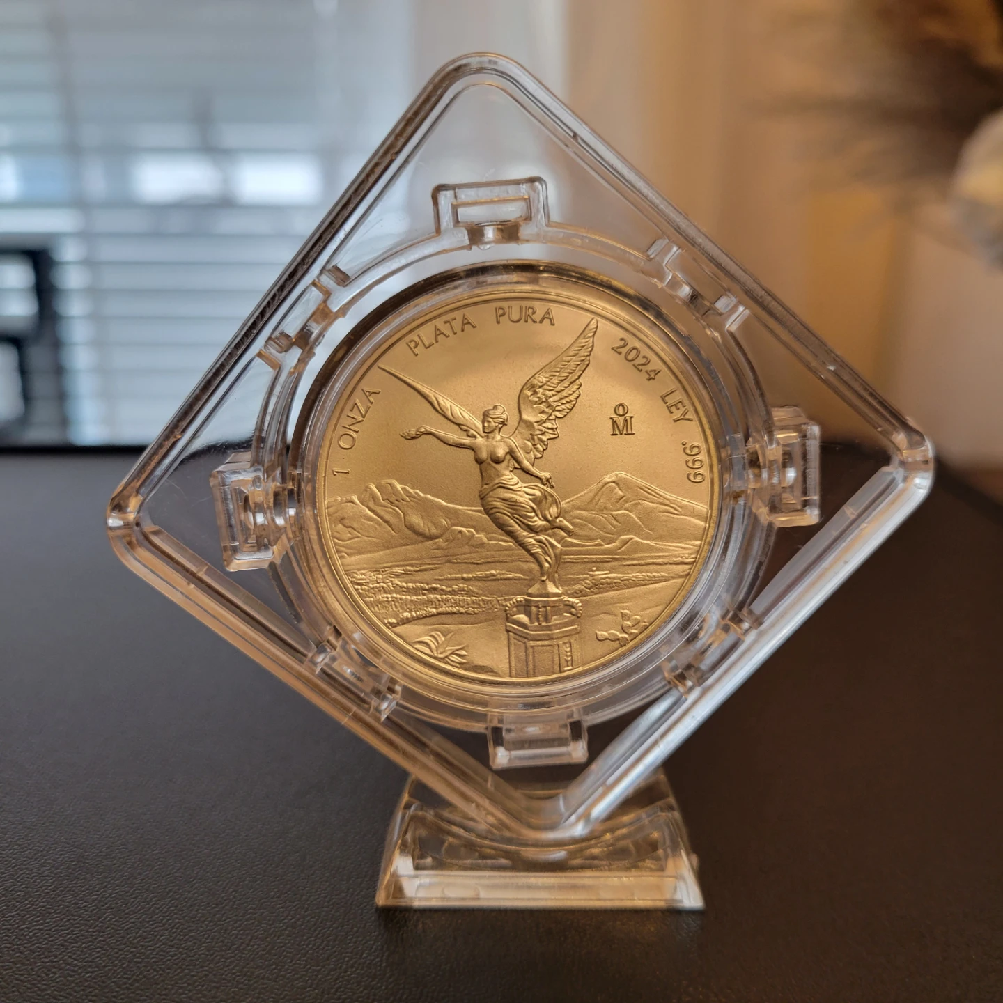 2024 1 oz Libertad Plata Pura Silver Coin - photo 2