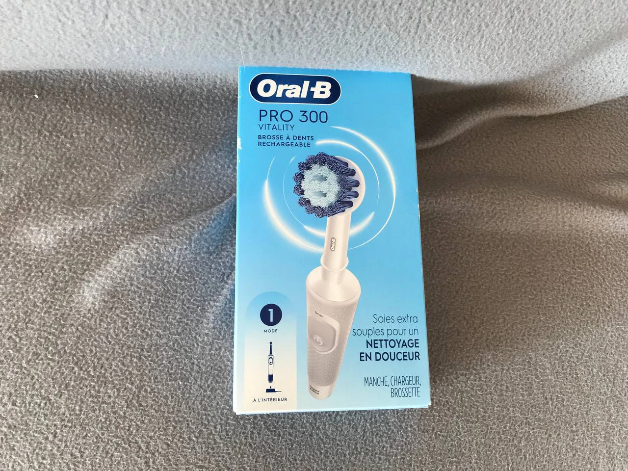 Oral-B Pro 300 Vitality Rechargeable Toothbrush