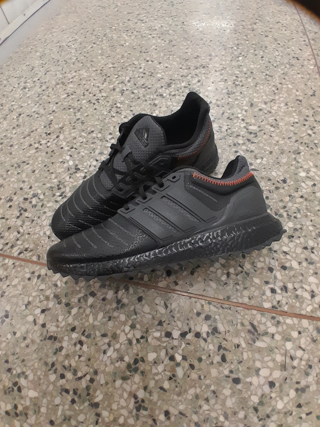 Adidas Running Shoes Men's Size 10 - photo 4