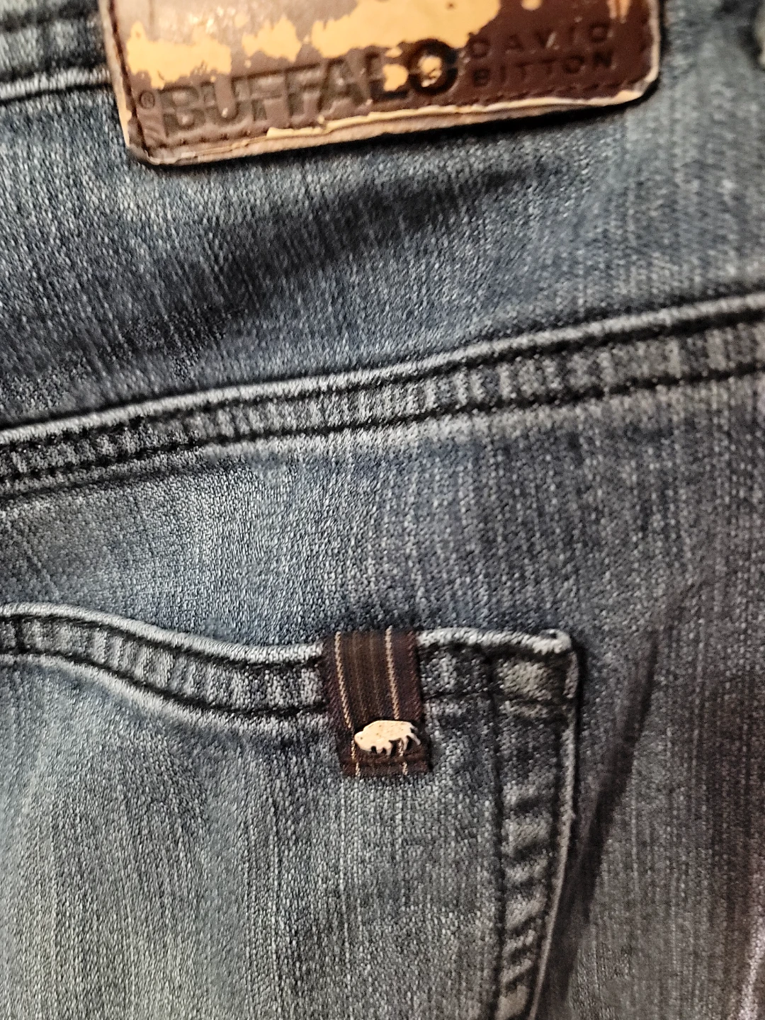 Men's Buffalo David Bitton jeans Size 38x32 - photo 3
