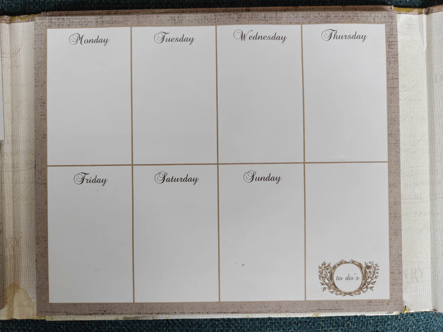 Maison E. Henry Weekly Planner & Notes Set - photo 3