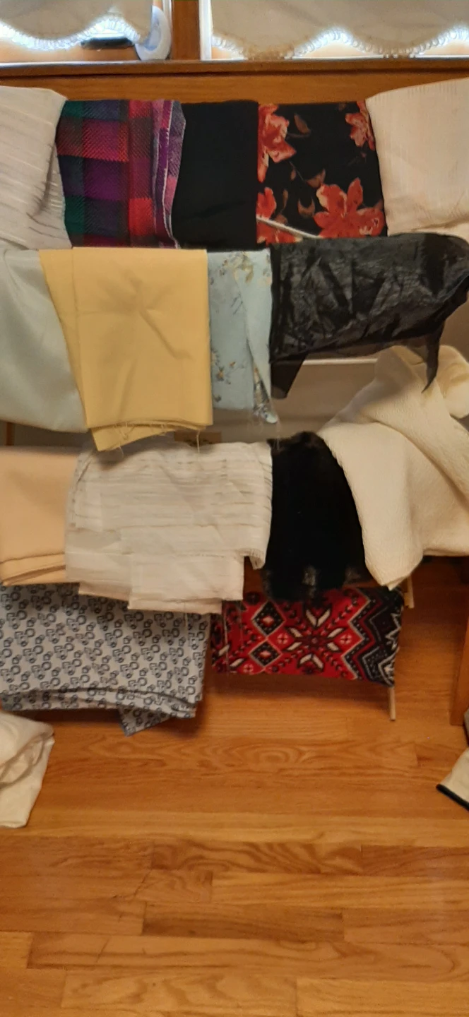 Various fabric pieces. Starting @ $2. - photo 5