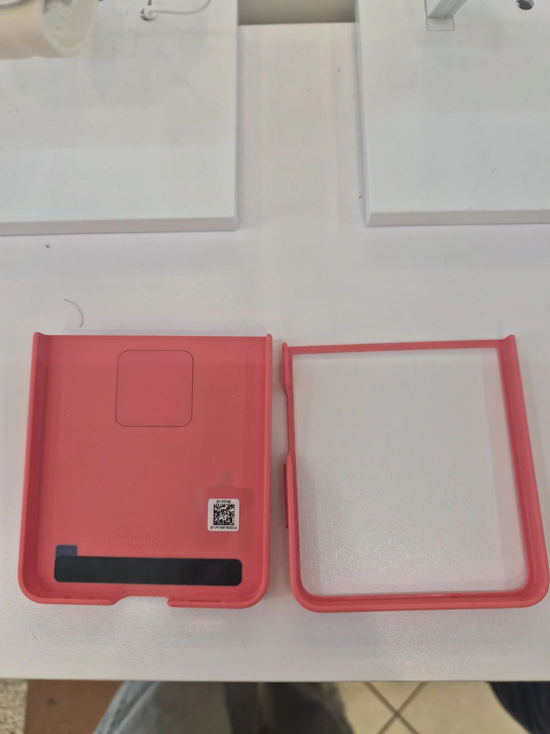 Samsung Flip Phone Case7  with Ring Holder - Coral - photo 2