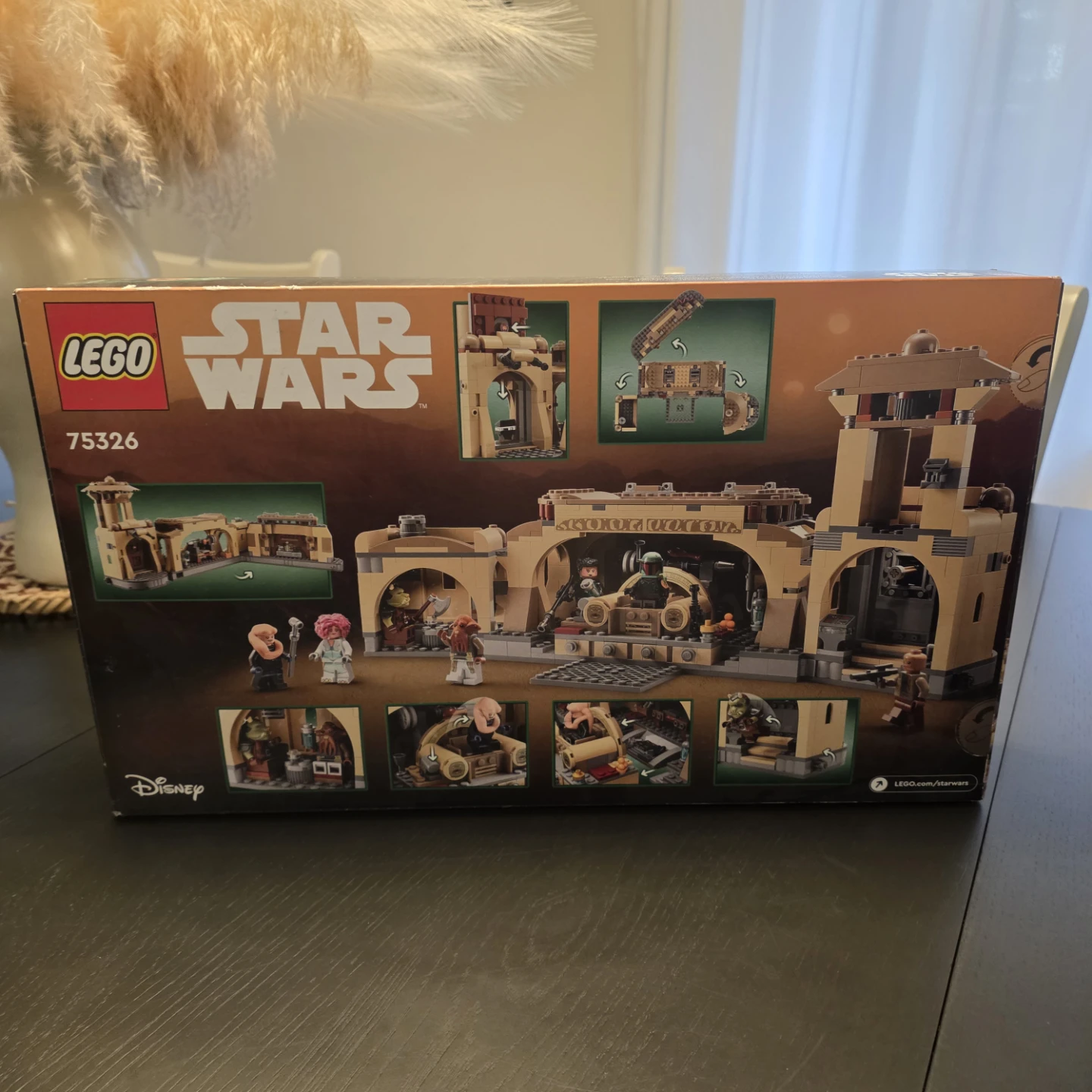 LEGO Star Wars Boba Fett's Throne Room 75326 - photo 2