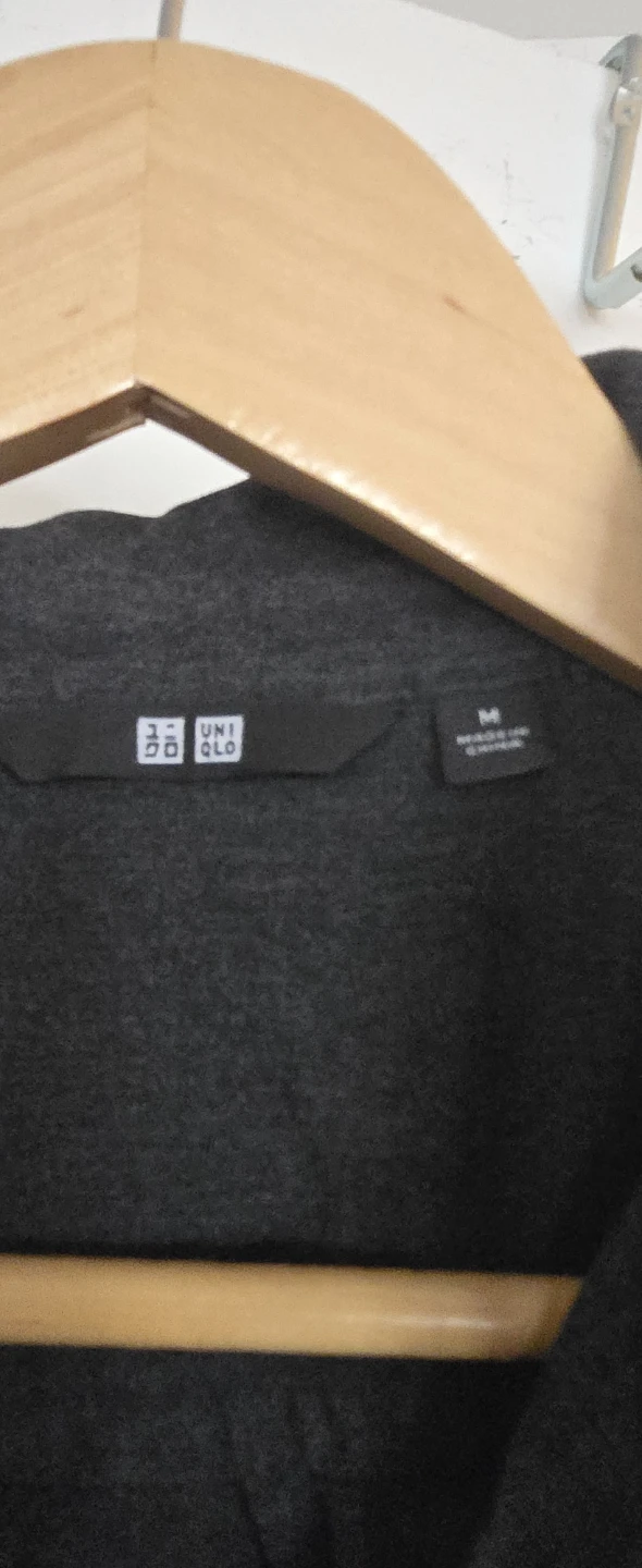 Uniqlo Black Button-Up Shirt - Size M - photo 3