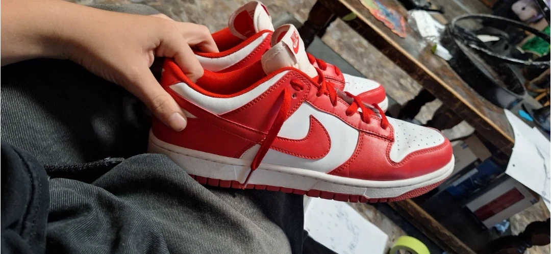 Nike Dunk Low trying to sell to get a sprayground backpack - photo 3