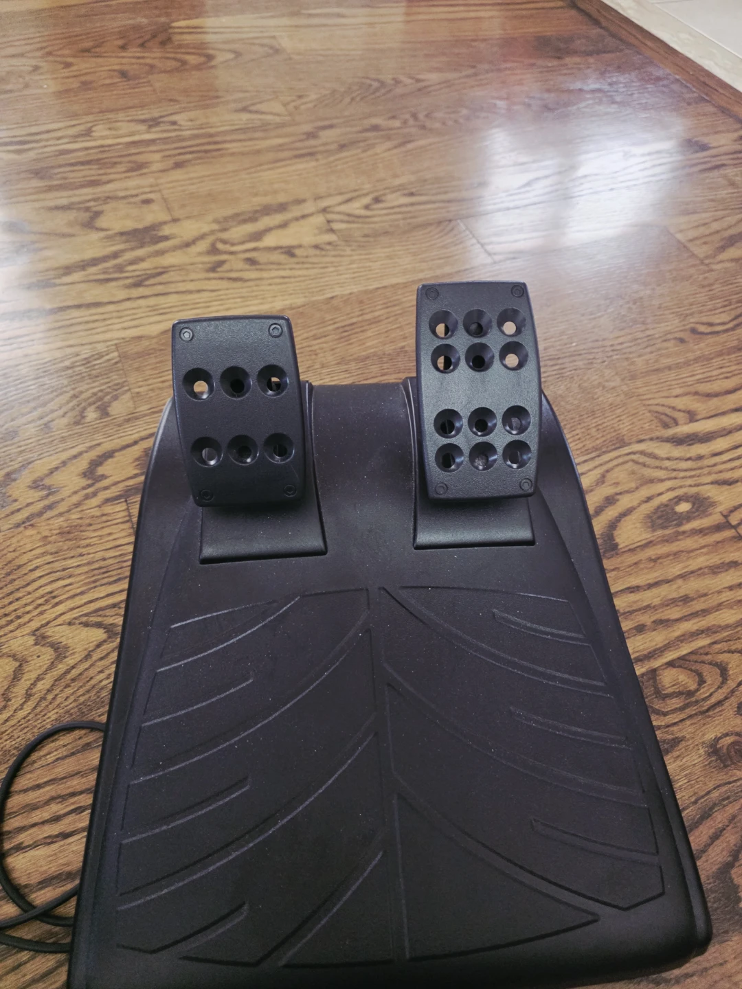 Logitech G920 Racing Wheel and Pedals - photo 2