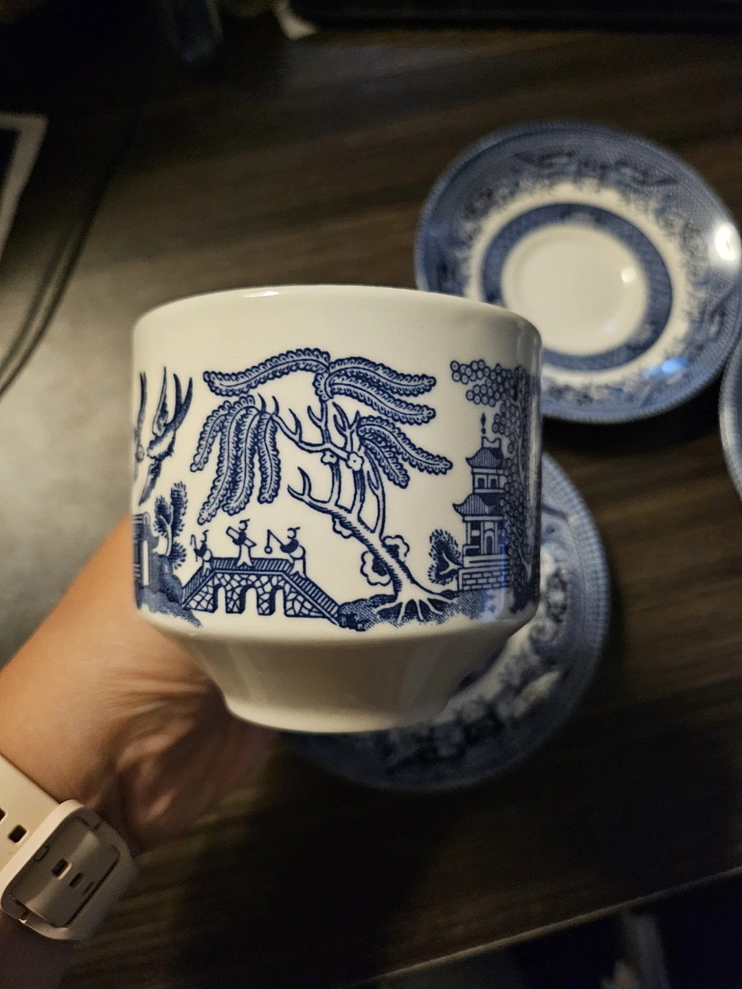 Blue Willow Teacup and Saucer Set - photo 3
