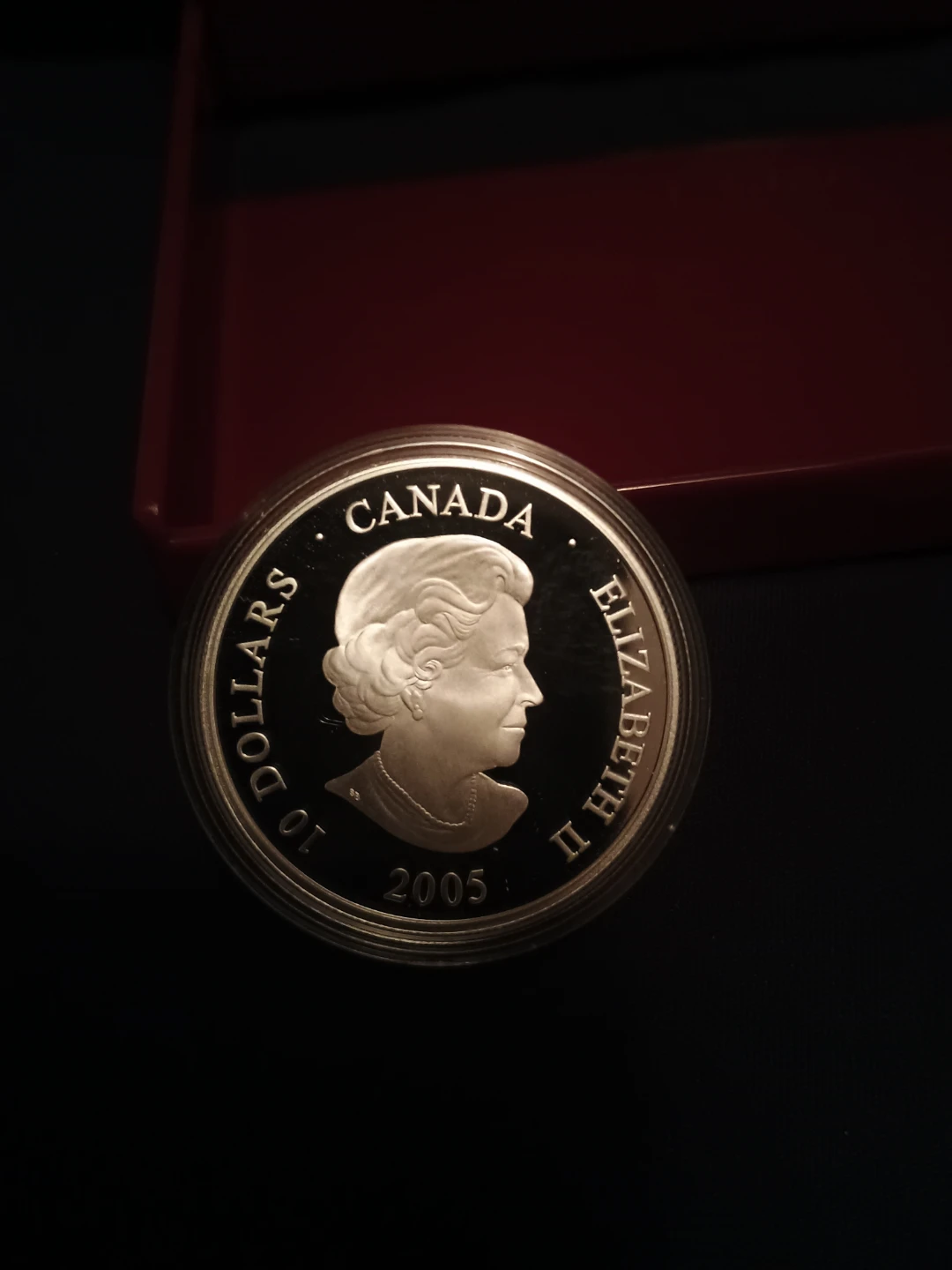 Royal Canadian Mint 2005 Pope John Paul II Fine Silver Coin - photo 5