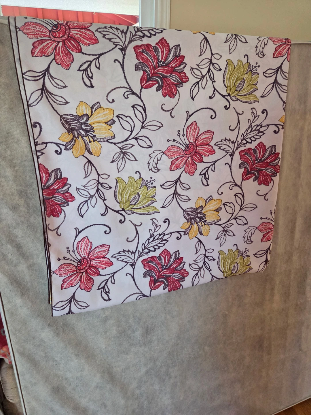 Table cloth
