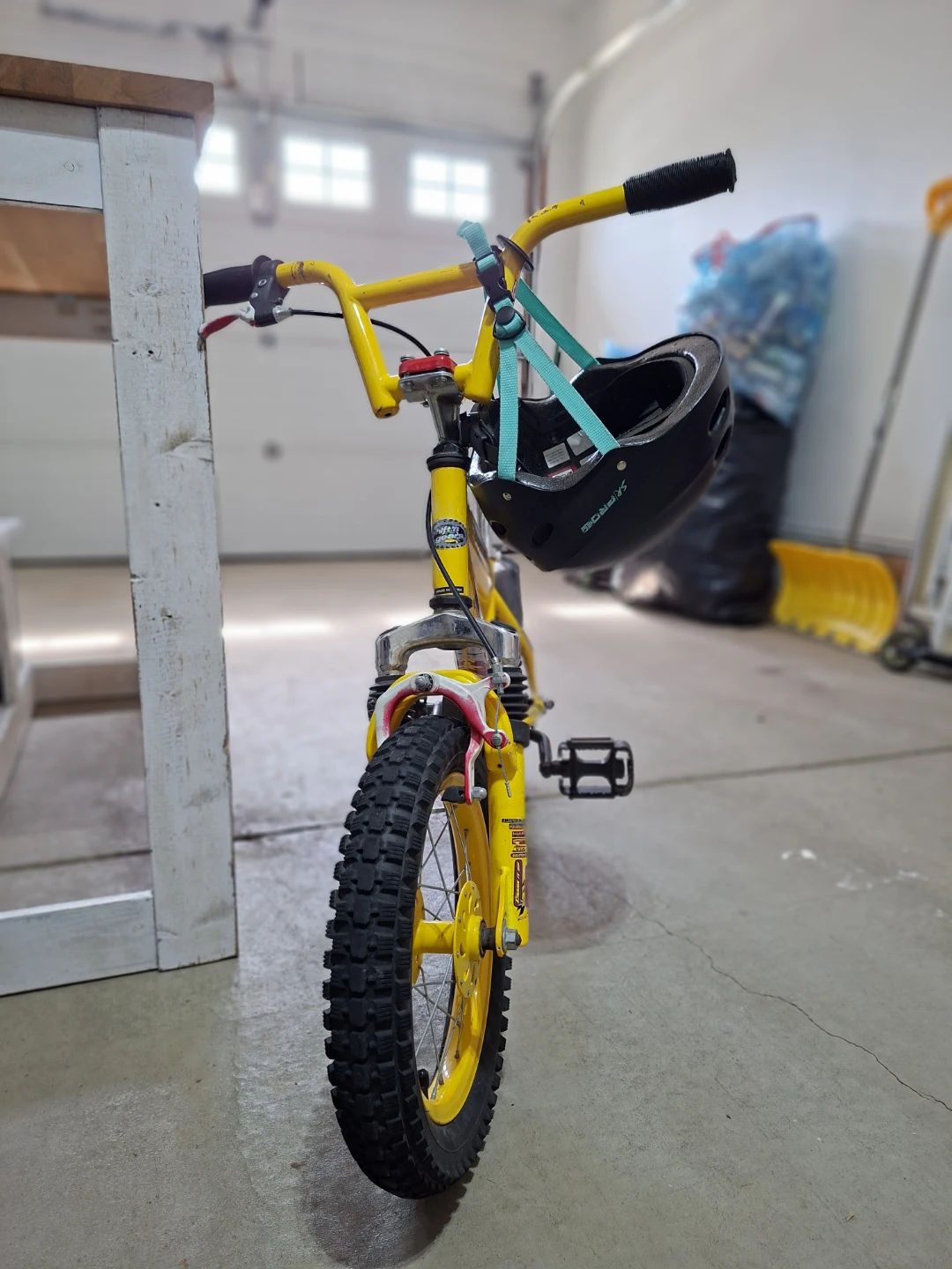 Yellow Kids' Bicycle with Helmet - photo 2