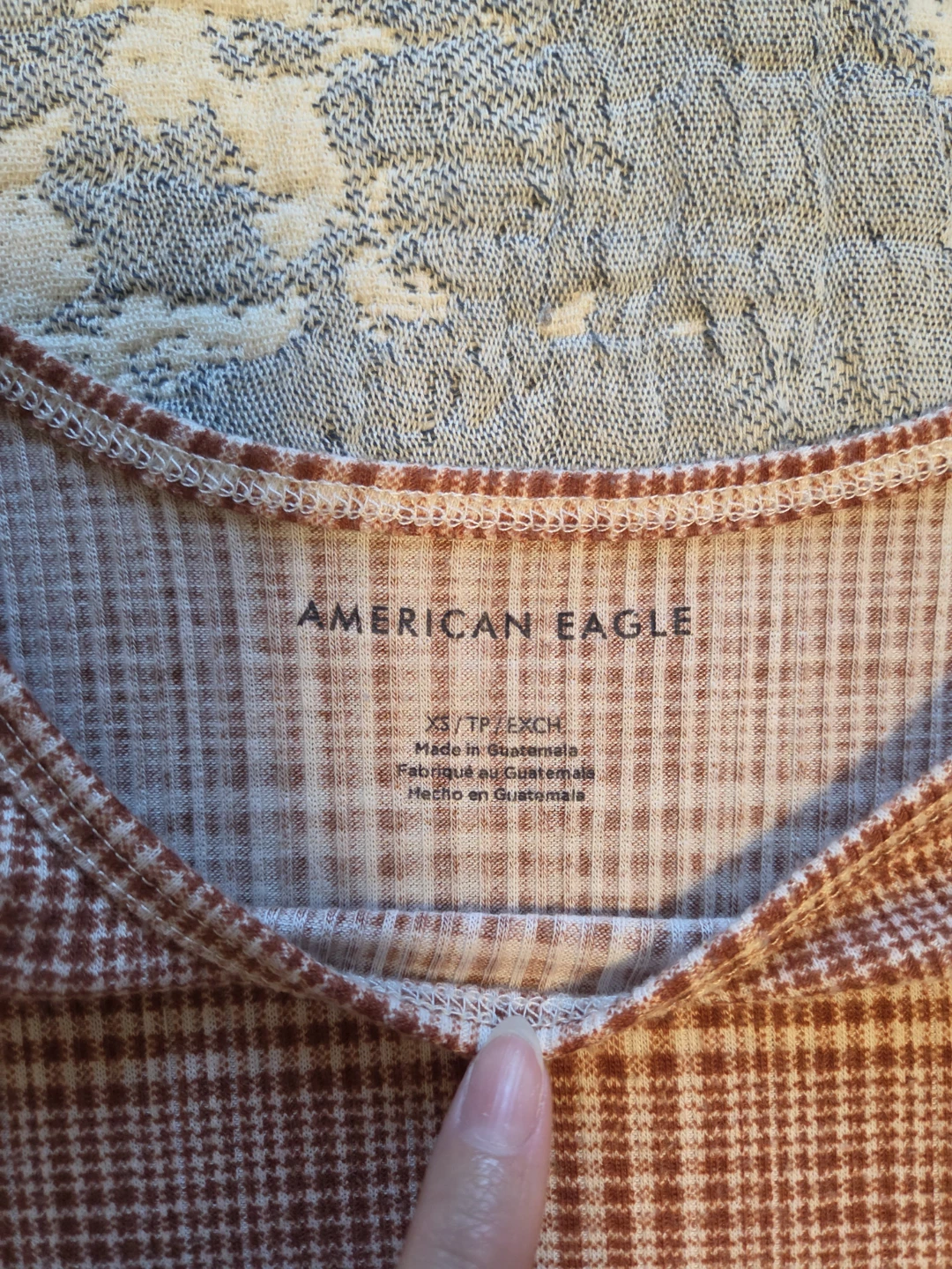 American Eagle Plaid Tee - photo 3