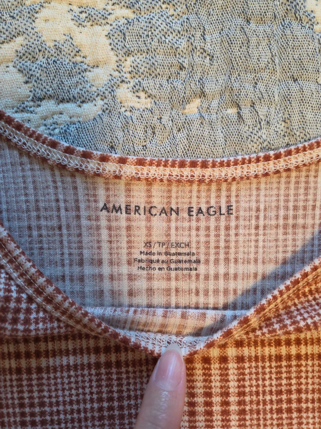 American Eagle Plaid Tee - photo 3