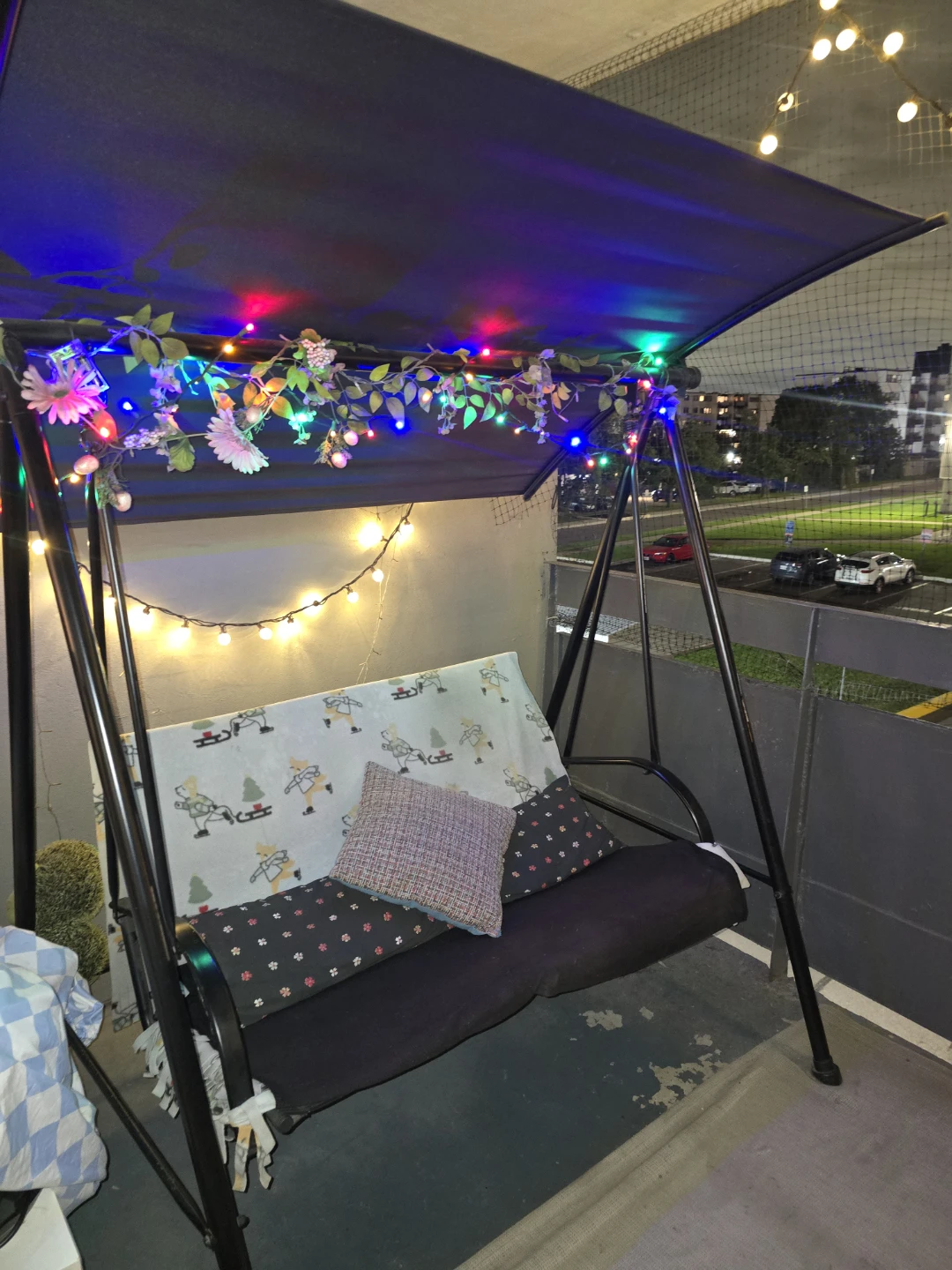 Outdoor Swing Chair with Canopy