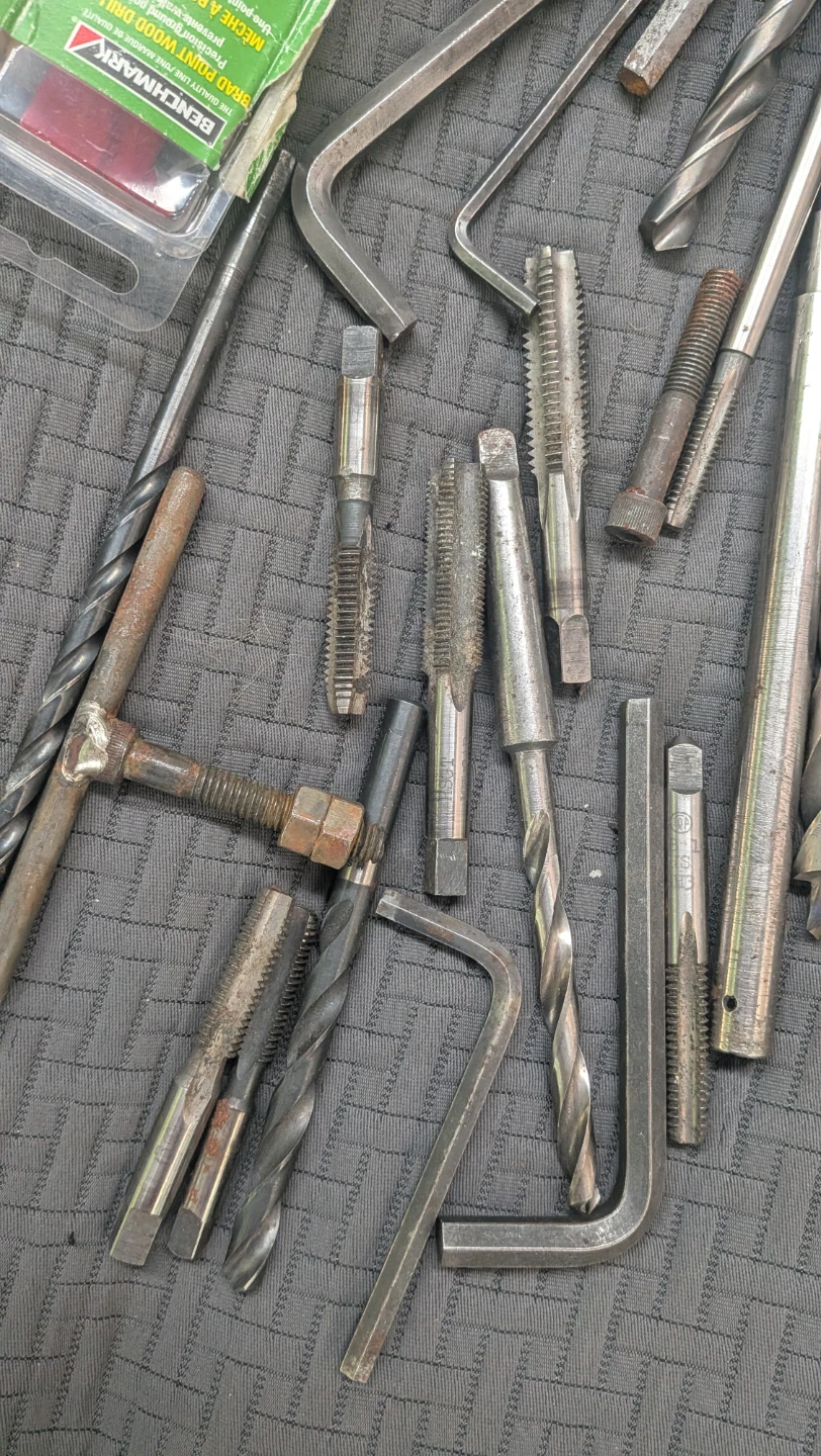 Assorted Drill Bits keys - photo 2