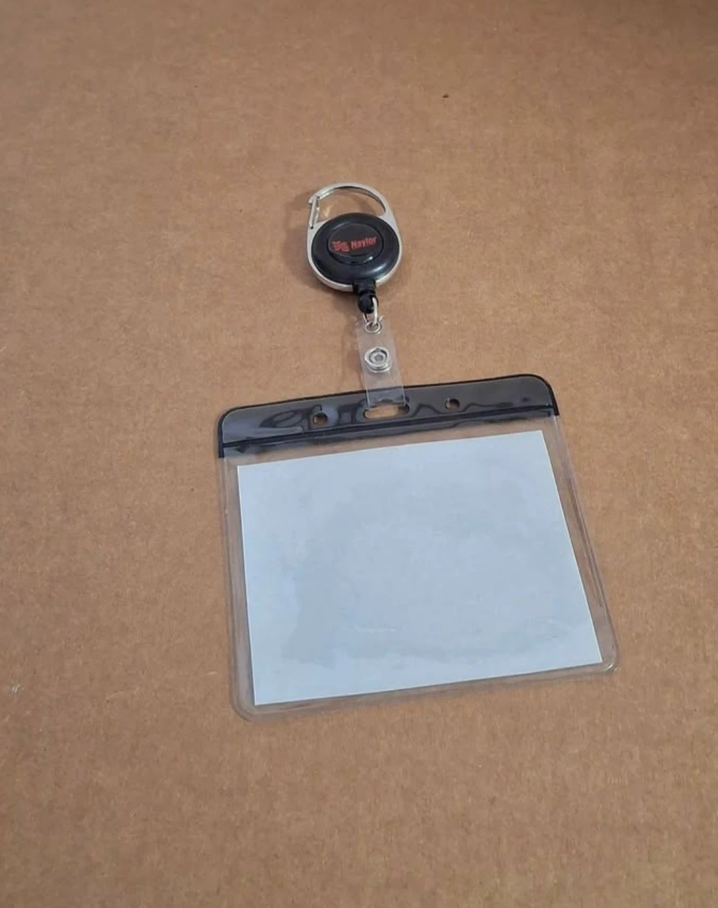 Retractable Keyring Badge Holder - photo 2