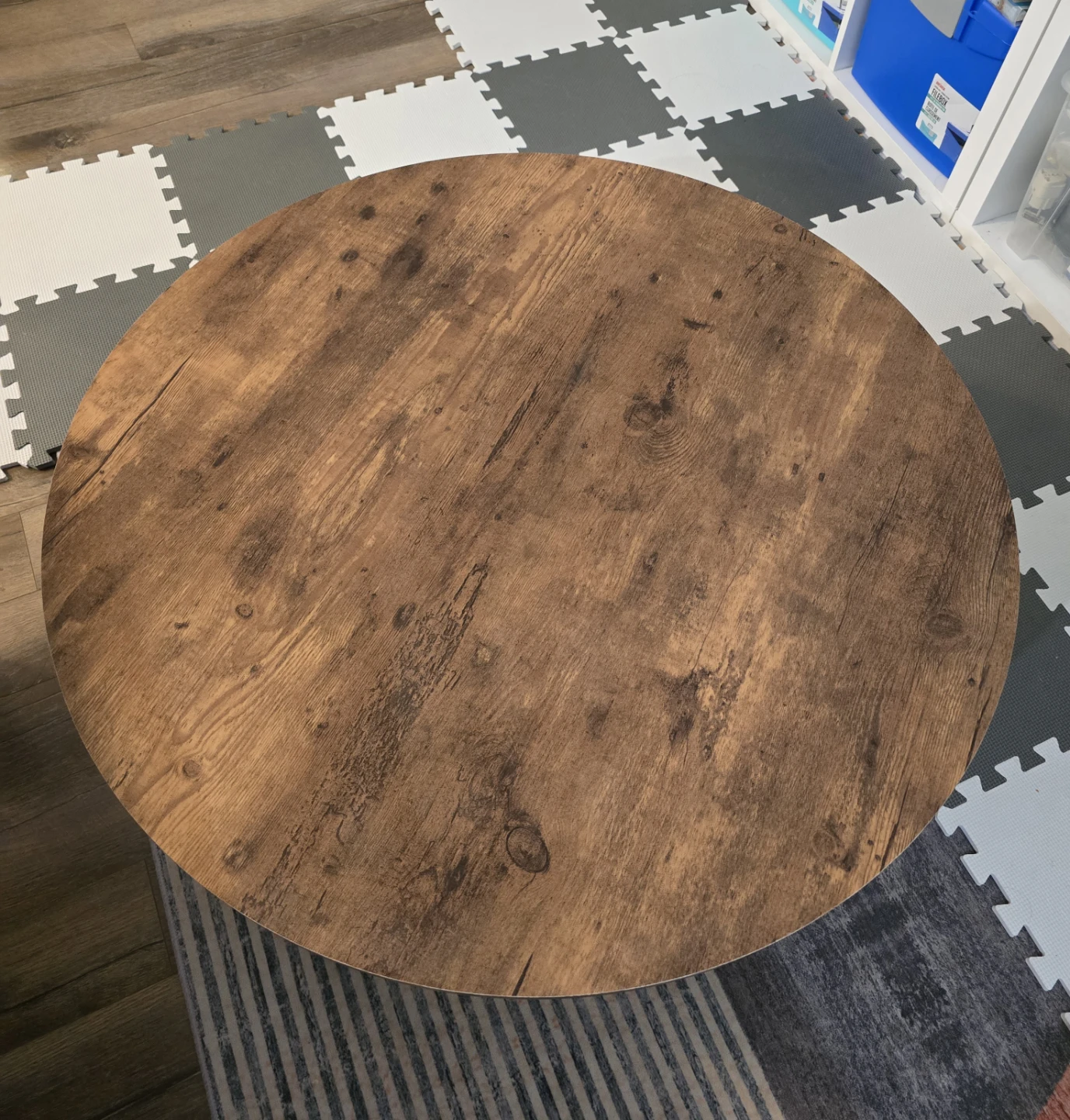 Living room coffe table.